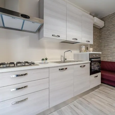 Apartment Naxos Comfy Apt - 250 M Far From The Beach Giardini Naxos