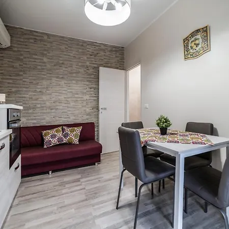 Apartment Naxos Comfy Apt - 250 M Far From The Beach