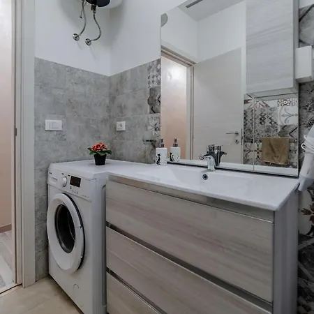 Naxos Comfy Apt - 250 M Far From The Beach * Giardini Naxos